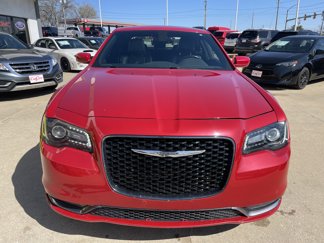 Used 2015 Chrysler 300 S image 1