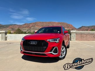 Used 2024 Audi Q3 2.0T Premium image 1