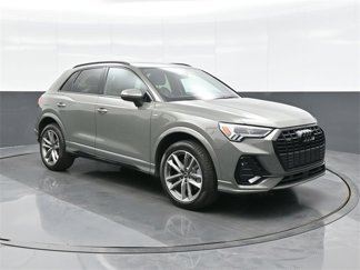Used 2022 Audi Q3 2.0T Premium Plus w/ Premium Plus Package image 1