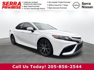 Used 2023 Toyota Camry SE image 1
