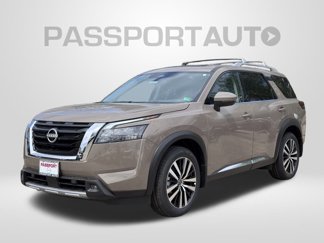New 2025 Nissan Pathfinder Platinum image 1