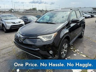 Used 2017 Toyota RAV4 XLE image 1