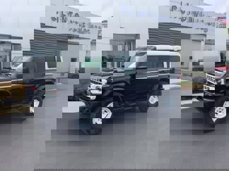 Used 2023 Ford Bronco Heritage Edition image 1