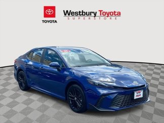 Certified 2025 Toyota Camry LE image 1