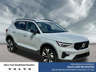 New 2026 Volvo XC40 B5 Ultra image 1