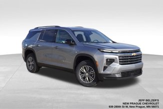 New 2025 Chevrolet Traverse LT image 1