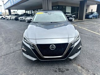 Used 2020 Nissan Altima 2.0 SR image 1