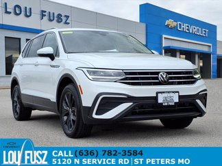 Used 2024 Volkswagen Tiguan SE image 1