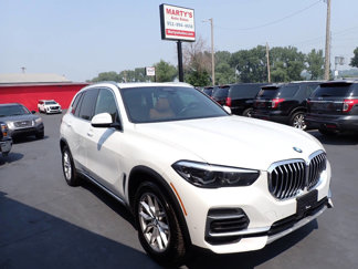 Used 2022 BMW X5 xDrive40i image 1