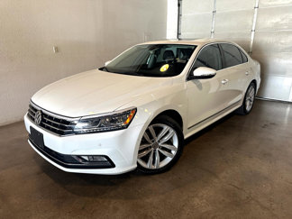 Used 2018 Volkswagen Passat 2.0T SEL Premium image 1