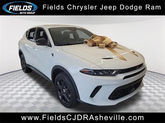 New 2024 Dodge Hornet GT w/ GT Blacktop Package image 1