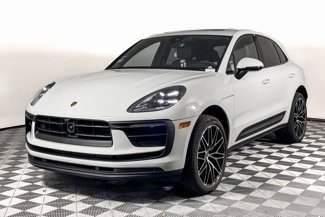 Certified 2025 Porsche Macan image 1