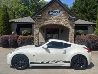 Used 2015 Nissan 370Z Coupe image 1