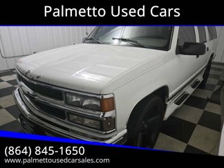 Used 1999 Chevrolet Suburban 2WD image 1