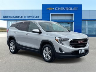 Used 2021 GMC Terrain SLE image 1