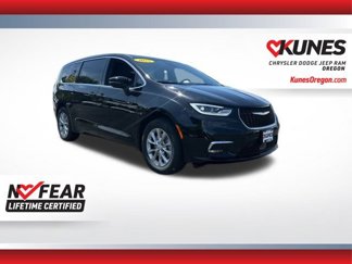 New 2025 Chrysler Pacifica Select image 1