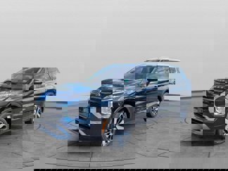 New 2025 Mitsubishi Outlander AWD image 1