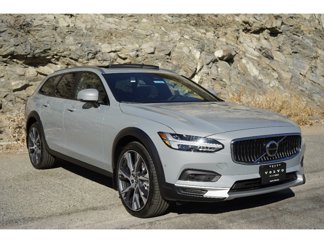 New 2025 Volvo V90 B6 Cross Country Ultra w/ Protection Package image 1