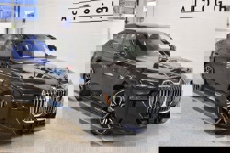 New 2025 BMW i7 xDrive60 w/ Executive Package image 1
