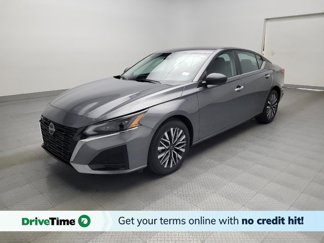 Used 2024 Nissan Altima 2.5 SV image 1