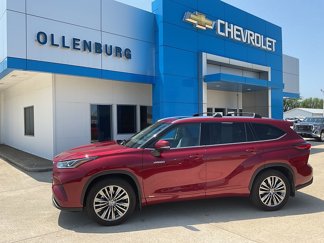 Used 2021 Toyota Highlander Platinum image 1