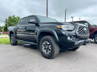 Used 2023 Toyota Tacoma TRD Off-Road image 1