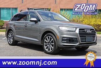 Used 2017 Audi Q7 3.0T Prestige w/ Prestige Package image 1