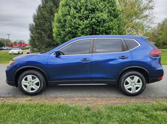 Used 2018 Nissan Rogue S image 1