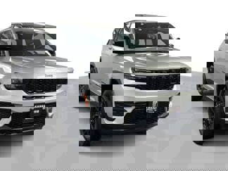Used 2024 Jeep Grand Cherokee Altitude image 1