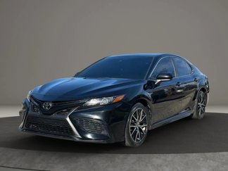 Used 2021 Toyota Camry SE image 1