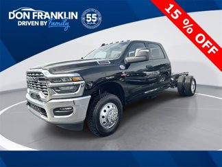 New 2025 RAM 3500 Tradesman w/ Chrome Appearance Group image 1
