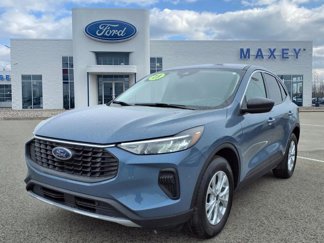 Used 2023 Ford Escape Active image 1