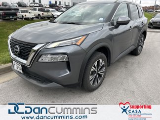Used 2023 Nissan Rogue SV image 1