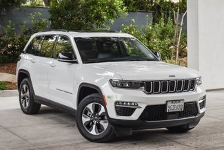 Used 2023 Jeep Grand Cherokee 4WD 4xe image 1