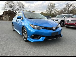 Used 2018 Toyota Corolla iM w/ Carpet Mat Package (TMS) image 1