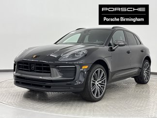 Used 2025 Porsche Macan Turbo image 1