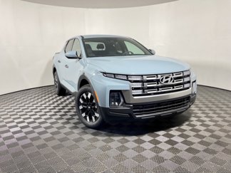 New 2025 Hyundai Santa Cruz SE image 1