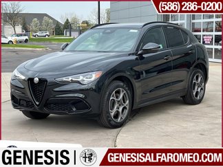 New 2025 Alfa Romeo Stelvio Sprint w/ Convenience Package image 1