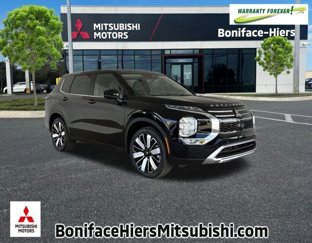 New 2025 Mitsubishi Outlander SE image 1