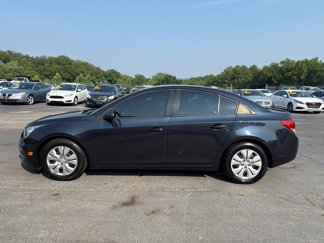 Used 2015 Chevrolet Cruze LS image 1