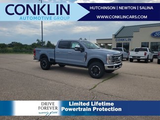 New 2025 Ford F250 4x4 Crew Cab Super Duty image 1