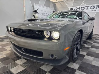 Used 2023 Dodge Challenger R/T w/ Plus Package image 1