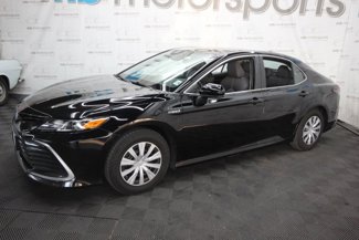 Used 2021 Toyota Camry LE image 1