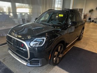New 2025 MINI Cooper Countryman S w/ Comfort Package Max image 1