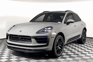 Certified 2025 Porsche Macan image 1