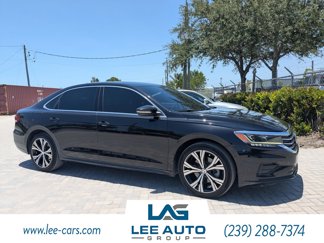 Used 2021 Volkswagen Passat 2.0T SE image 1