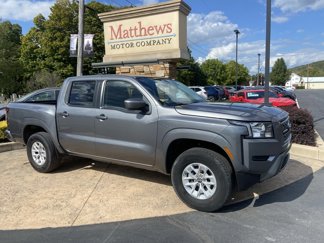 Used 2024 Nissan Frontier SV image 1