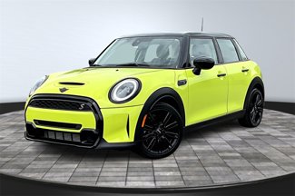 Used 2023 MINI Cooper S image 1