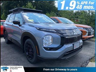 New 2025 Mitsubishi Outlander AWD image 1