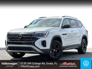New 2025 Volkswagen Atlas Peak Edition SE image 1